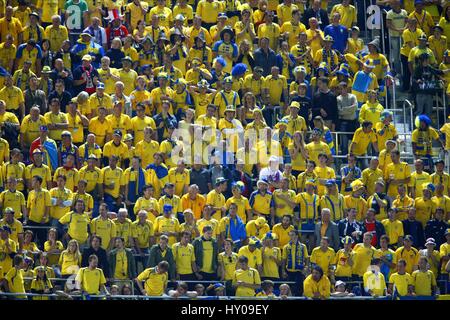 La RUSSIE DES FANS SUÉDOIS JAUNE / SUÈDE TIVOLI NEU INNSBRUCK AUTRICHE 18 Juin 2008 Banque D'Images