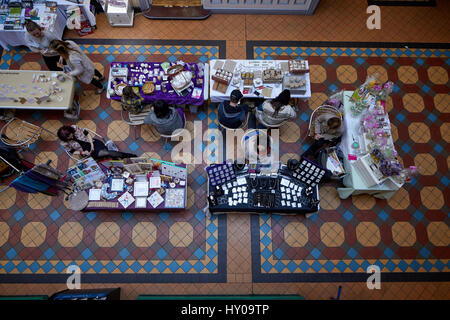 L'intérieurapt Byram Arcade Westgate, Huddersfield town centre-ville un grand marché de Kirklees Metropolitan Borough, West Yorkshire, Angleterre. UK. Banque D'Images