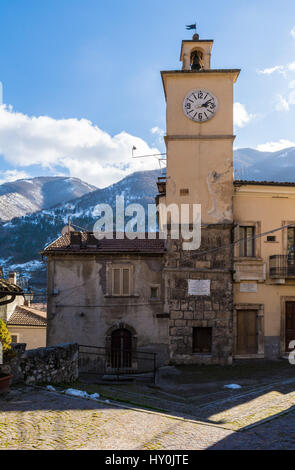 Arpino (Abruzzes, Italie) - un charmant petit village médiéval dans la province de L'Aquila, situé dans les gorges du Sagittaire, à côté du lac de Scanno Banque D'Images