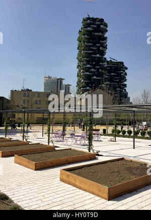 Foundation Riccardo Catella, forêt verticale, Bibliothèque d'arbres, nouveau parc à Milan, de gratte-ciel. Le 30 mars 2017. La Lombardie, Italie Banque D'Images