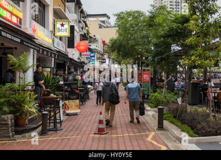 Pubs et restaurants le long de Clarke Quay, Singapour Banque D'Images