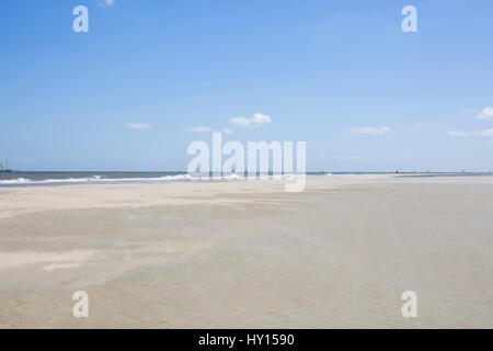 Longue et large plage sur Vlieland aux Pays-Bas Banque D'Images