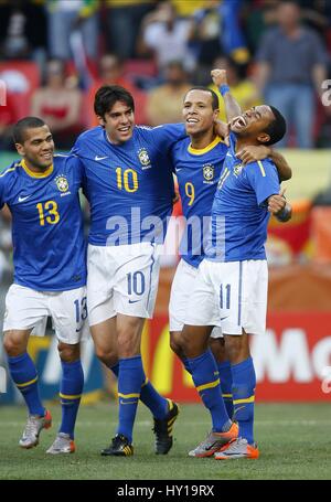 ALVES KAKA FABIANO ET ROBINHO BRÉSIL V NETHERLAND BRÉSIL/Pays-Bas, NELSON MANDELA BAY STADIUM PORT ELIZABETH AFRIQUE DU SUD Banque D'Images