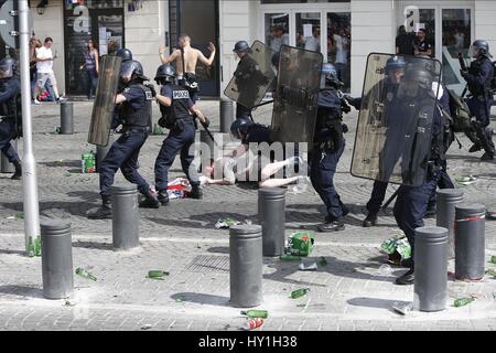 Difficulté DANS LES RUES L'ANGLETERRE V LA RUSSIE EURO 2016 GR Stade Vélodrome FRANCE 11 juin 2016 Banque D'Images