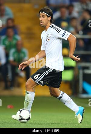 Allemagne SAMI KHEDIRA REAL MADRID CF ALLEMAGNE & REAL MADRID CF STADE METALIST KHARKIV UKRAINE 13 Juin 2012 Banque D'Images