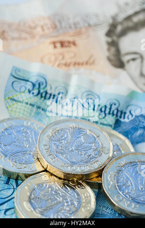 La devise britannique avec de nouveaux livres coin Banque D'Images
