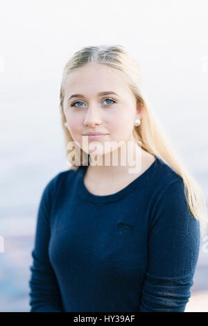 La Suède, Vastmanland, Hallefors, Bergslagen, Portrait of teenage girl blonde ( 14-15 )