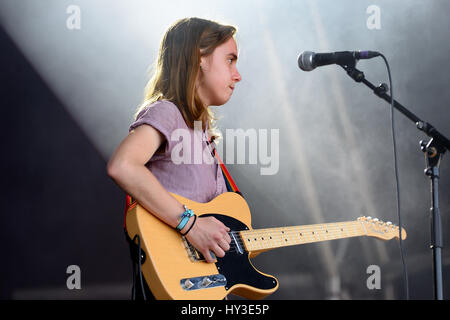 Barcelone - 2 juin : Julien Baker (auteur-compositeur-interprète folk) se produit en concert au Primavera Sound Festival 2016 le 2 juin 2016 à Barcelone, Espagne. Banque D'Images