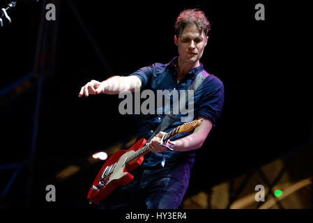 VALENCIA, Espagne - JUIN 10 : Henri Salvador (band) produisent en concert au Festival de les Arts le 10 juin 2016 à Valence, en Espagne. Banque D'Images