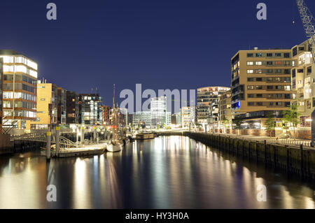 Plage de port gate, traditionnel Ship Harbour, Sandy gate quay et impériales quai dans le port de la soirée, Hambourg, Allemagne, Europe, Sandtorh Banque D'Images