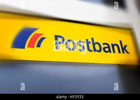 Signe de la banque postale, la Postbank der Schild Banque D'Images