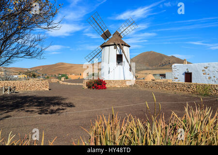 Ancien moulin dans village Tiscamanita, Fuerteventura, Îles Canaries, Espagne Banque D'Images