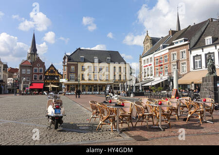 Sittard markt, terrasses, bar, bars, pas 28, centre historique de la ville, province de Limbourg, Pays-Bas, Pays-Bas. Banque D'Images