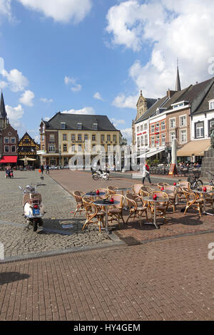 Sittard markt, terrasses, bar, bars, pas 28, centre historique de la ville, province de Limbourg, Pays-Bas, Pays-Bas. Banque D'Images