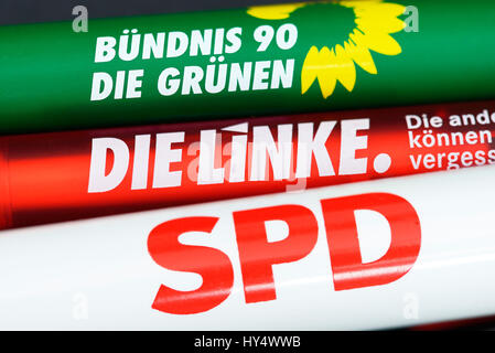 Stylo à bille de SPD, les verts et la gauche, photo symbolique et rouge-rouge-vert-coalition, Kugelschreiber von der SPD, Die Gruenen und die Linke, Symb Banque D'Images