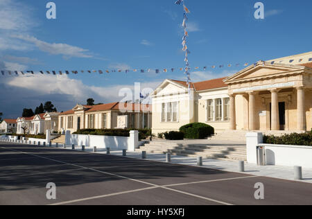 Bâtiments officiels à Leoforos Georgiou Grieve Digeni Municipalité Paphos, Chypre Banque D'Images