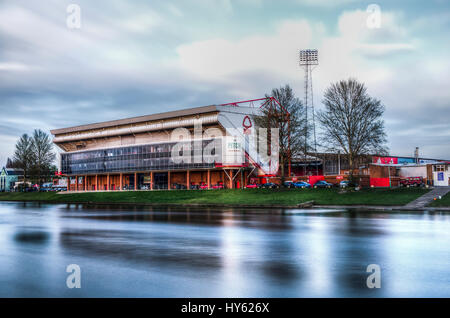 La masse de la ville, accueil de Nottingham Forest Football Club Banque D'Images