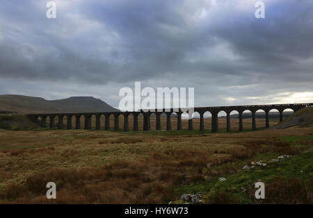 Viaduc Ribblehead Flying scotsman Banque D'Images