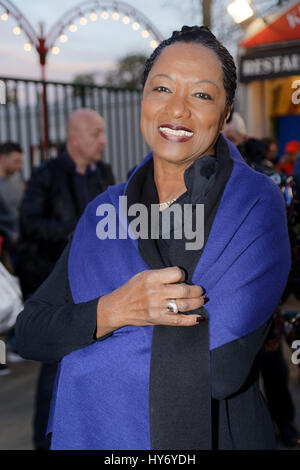 Paris, France. 31th mars 2017.Babette de Rosières participe à la soirée d'ouverture du salon du Trône 2017 à Paris, France. Banque D'Images