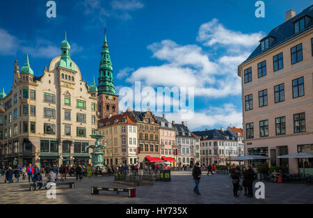 Amagertorv (Anglais : Amager Square), aujourd'hui partie de la zone piétonne Strøget, est souvent décrit comme le plus central, dans le centre de Copenhague, D Banque D'Images
