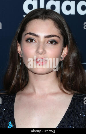 Bevely Hills, Ca. 01 avr, 2017. Emily Robinson, au 28th Annual GLAAD Media Awards à LA au Beverly Hilton Hotel en Californie le 01 avril 2017. Credit : Fs/media/Alamy Punch Live News Banque D'Images