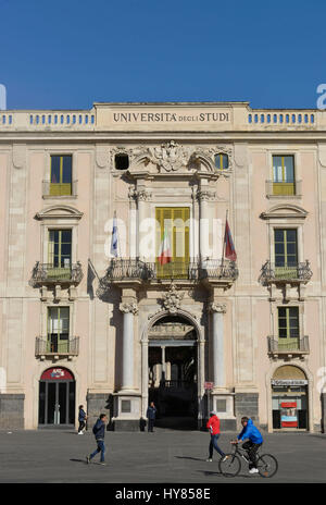 Universita degli Studi Tu Catania, Piazza Universita, Catane, Sicile, Italie, Universita degli Studi di Catania, sicilia, Italie Banque D'Images