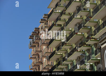 Nouveau bâtiment, via Matteo Renato Imbriani, Catane, Sicile, Italie, Neubau, Via Matteo Renato Imbriani, sicilia, Italie Banque D'Images