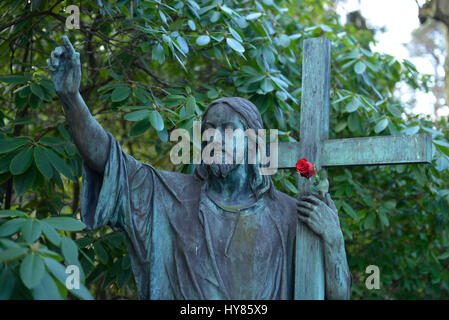 Christus-Statue, cimetière de village Zehlen, oncle Tom's street, village Zehlen, Berlin, Allemagne, Friedhof Zehlendorf, Onkel-Tom-Strasse, Zehlendorf Banque D'Images