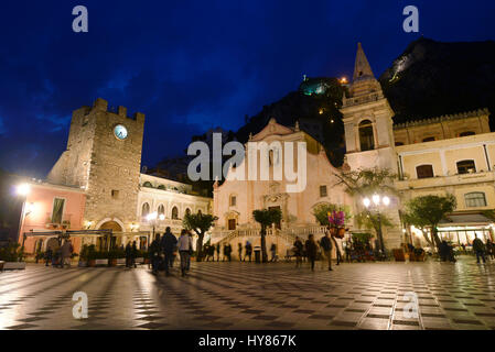 Torre dell'Orologio, Chiesa San Giuseppe, Tu Place IX des Aprils, Corso Umberto, Taormina, Sicile, Italie, Chiesa di San Giuseppe, Piazza IX. Aprile, S Banque D'Images