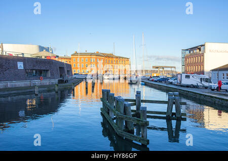 Dans le port de la ville hanséatique de Stralsund, Mecklembourg-poméranie, Allemagne. Banque D'Images