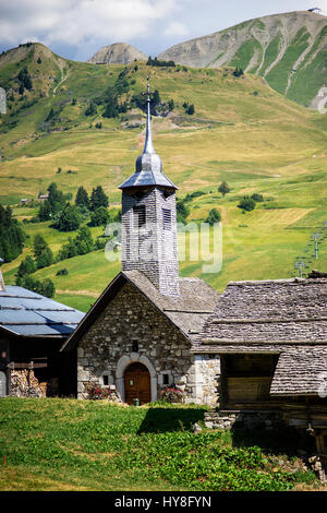 France, Haute-Savoie, Le Chinaillon, Massif des Aravis, le village. Banque D'Images