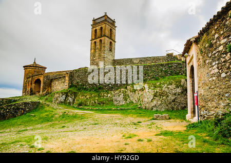 La mosquée d'Almonaster la Real était un oratoire islamique, construite pendant le califat de Cordoue entre le 9e et 10e siècles, l'intérieur en fonte Almonaster Banque D'Images