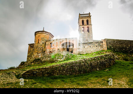 La mosquée d'Almonaster la Real était un oratoire islamique, construite pendant le califat de Cordoue entre le 9e et 10e siècles, l'intérieur en fonte Almonaster Banque D'Images