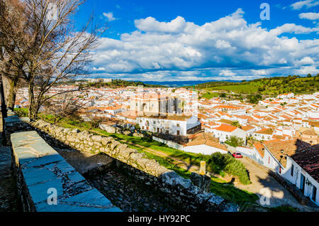 Aracena vu de dessus. Aracena, Huelva, Andalousie, Espagne, Europe Banque D'Images