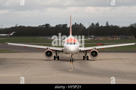 London Stansted Airport ; Easyjet Airbus A319 - MSN 3788 Banque D'Images