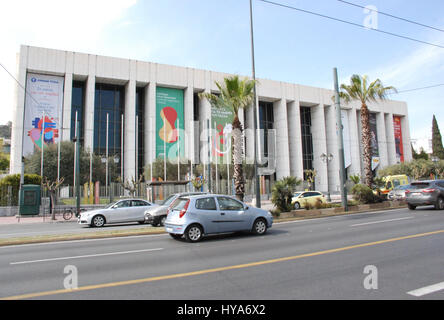 Athènes, Grèce. 06Th avr, 2017. La salle de concert Megaro Mousikis, à Athènes, Grèce, 03 avril 2017. La salle de concert dans le centre-ville d'Athènes fait partie de l'exposition internationale d'art 'documenta' et 14 seront d'abord tenue à Athènes, Grèce, du 8 avril au 16 juillet, puis à Kassel, Allemagne du 10 juin au 17 septembre 2017. Photo : Alexia Angelopoulou/dpa/Alamy Live News Banque D'Images
