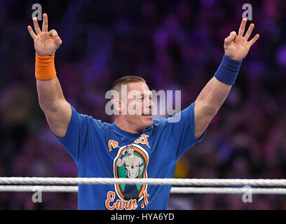 Orlando, FL, USA. 2ème apr 2017. John Cena à WrestleMania WWE 33 sur le Camping World Stadium à Orlando, Floride, le 2 avril 2017. Crédit : George Napolitano Punch/media/Alamy Live News Banque D'Images