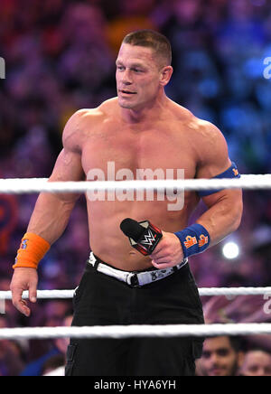 Orlando, FL, USA. 2ème apr 2017. John Cena à WrestleMania WWE 33 sur le Camping World Stadium à Orlando, Floride, le 2 avril 2017. Crédit : George Napolitano Punch/media/Alamy Live News Banque D'Images