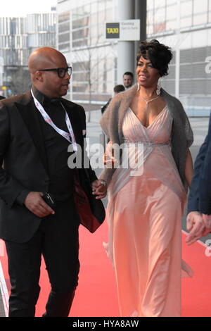 Francfort Allemagne, 3 avril 2017 : Vip arrivant au PRG LEA Spectacles Award au Festhalle. Francfort, Allemagne Crédit : Markus Wissmann/Alamy Live News Banque D'Images