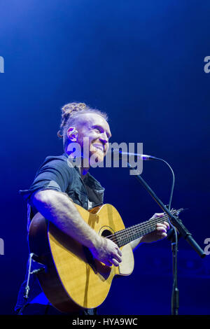 Londres, Royaume-Uni. 06Th avr, 2017. Newton Faulkner apparaissant au Royal Albert Hall, Londres le 04/03/2017 Credit : l'accès Photo/Alamy Live News Banque D'Images