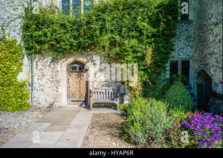 Un coin tranquille dans les Frères quarts de l'Hôpital de Saint Croix (Winchester, Angleterre) Banque D'Images