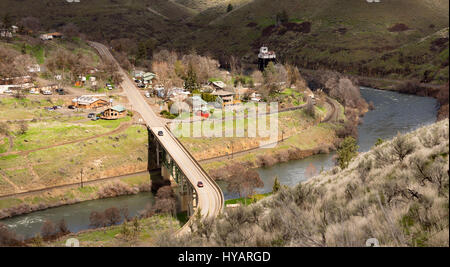 Maupin Oregon un endroit idéal pour les sportifs dans l'état de l'Oregon Banque D'Images