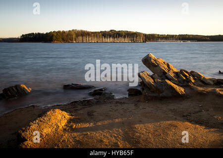 Cette image a été prise au cours d'une période de très bas niveaux d'eau dans le lac Lanier. parc fédéral est situé à Flowery Branch, ga sur le lac Lanier. Il y a plusieurs équipements disponibles au parc. Banque D'Images