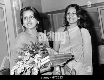 1900s vintage indien film de Bollywood actrice, neetu Singh et reena roy, Mumbai, Maharashtra, Inde, Asie Banque D'Images