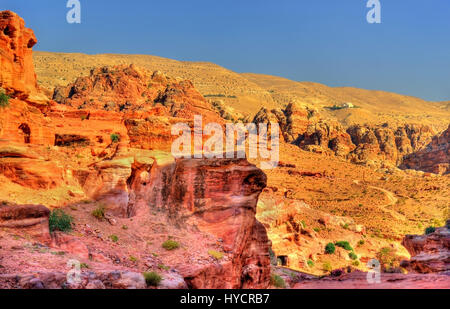 Jeihoon Wadi, le chemin vers le monastère El Deir à Petra Banque D'Images