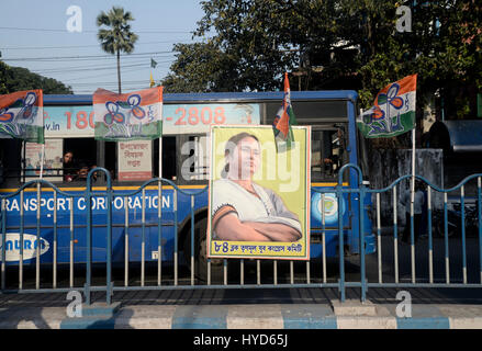 Kolkata, Inde. 06Th avr, 2017. South Kolkata Trinamool Congress Yuva Comision est titulaire d'un rassemblement pour protester contre le gouvernement de l'Union européenne ?s la privation économique et exigeant l'arrestation de B.J.P, congrès et C.P.I.(M) impliquant des dirigeants de Narada, Sarada et autres fonds chit escroquerie dans Kolkata. Credit : Saikat Paul/Pacific Press/Alamy Live News Banque D'Images