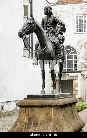 Statue de John Wesley John Wesley, à l'extérieur de la chapelle ou de nouveaux prix, Broadmead, Bristol Banque D'Images