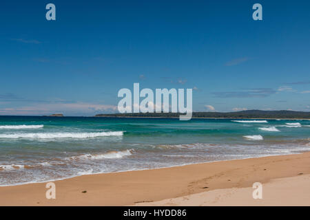 Lever de soleil sur la plage en Nouvelle Galles du Sud, Australie Banque D'Images