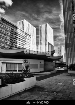 Tours des Olympiades dans le 13e arrondissement de Paris Banque D'Images