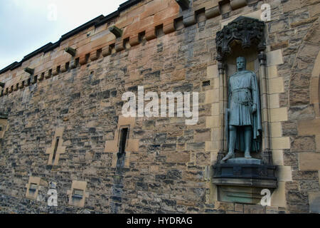 Statue de robert le Bruce au château d'Édimbourg, Écosse Banque D'Images